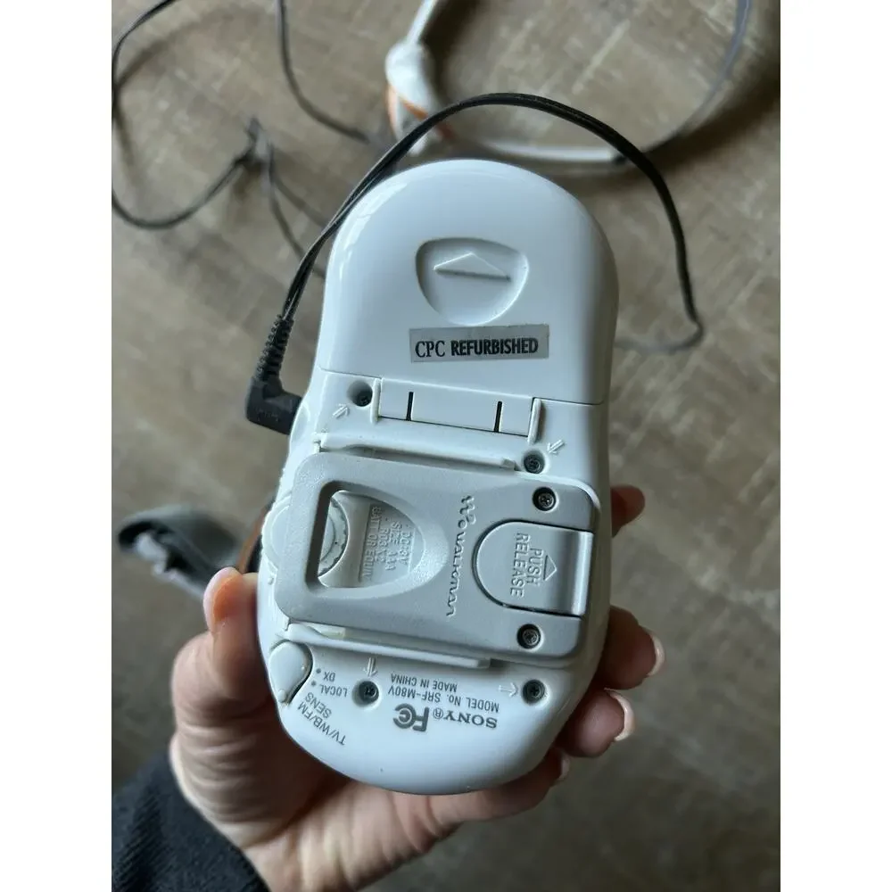 Sony Walkman Sports SRF-M80V AM FM Weather Portable Radio Tested w Headphones